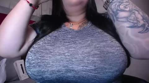 Penelope online show from April 15, 1:45 am