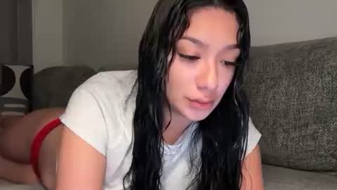 penelopeinwonderland online show from April 28, 3:00 am