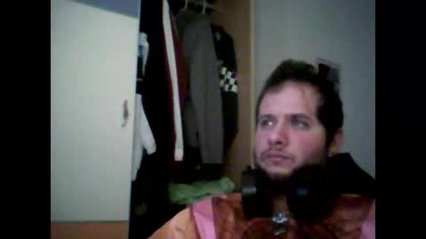Penesaur online show from April 22, 1:19 am