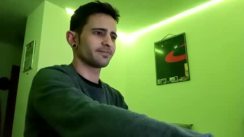 Snapshot of penesvoladores92 chatting on January 16, 2:19 am penesvoladores92 online show from January 16, 2:19 am