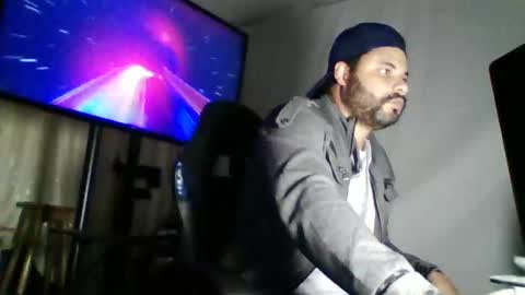 Carlos online show from January 15, 5:45 am