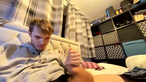 Penguin online show from December 22, 1:13 am