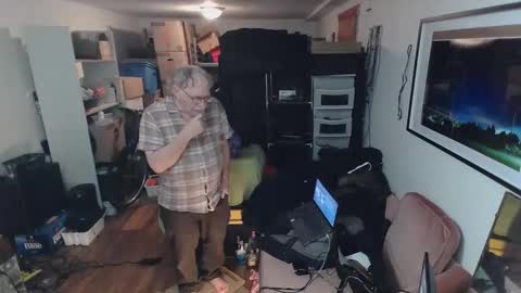 monkeydog online show from April 28, 7:24 am