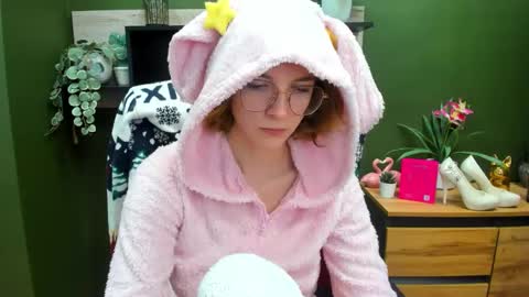 Penny online show from October 30, 7:21 am