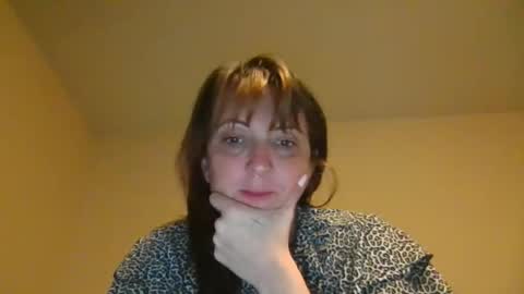 pennypettyworth online show from February 15, 9:11 pm