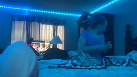 Penutbuttajelllytime online show from January 19, 10:28 pm