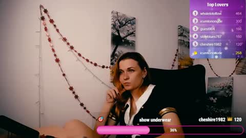 Snapshot of peppymia chatting on July 26, 6:43 am Mia online show from July 26, 6:43 am