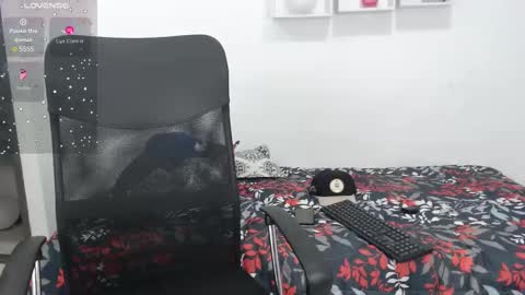 percibal_junior1 online show from February 14, 7:49 am