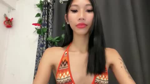 Snapshot of percycum_ chatting on December 2, 6:08 am call me percy online show from December 2, 6:08 am