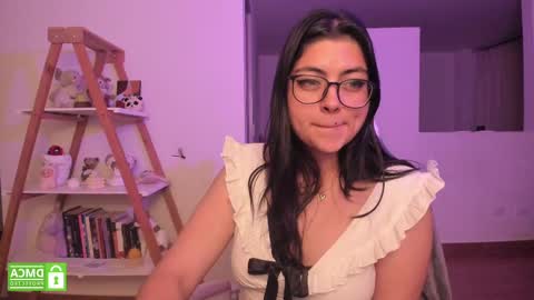 Snapshot of perfect__ana chatting on February 25, 2:58 am Sarah Ana Banana online show from February 25, 2:58 am