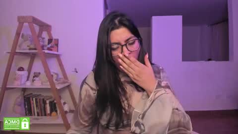 Snapshot of perfect__ana chatting on March 2, 7:10 am Sarah Ana Banana online show from March 2, 7:10 am