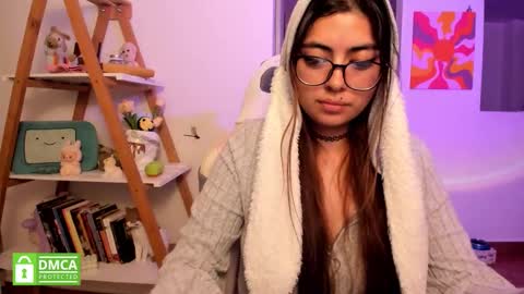 Sarah Ana Banana online show from February 3, 4:21 am