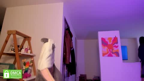 Sarah Ana Banana online show from April 24, 10:50 am