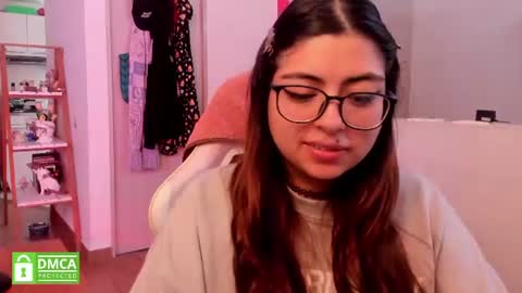 Snapshot of perfect__ana chatting on June 23, 3:21 pm Sarah Ana Banana online show from June 23, 3:21 pm
