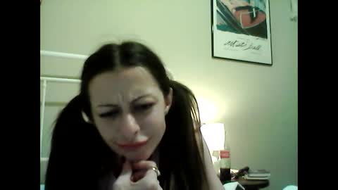 Snapshot of perfectprincess420 chatting on October 8, 2:20 am cherry online show from October 8, 2:20 am