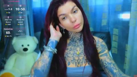 Snapshot of perfecttbaby77n chatting on May 30, 10:12 am Anna online show from May 30, 10:12 am