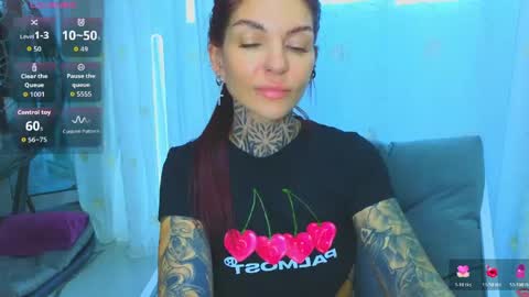 Snapshot of perfecttbaby77n chatting on June 6, 12:21 pm Anna online show from June 6, 12:21 pm