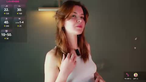 Snapshot of perfectvisitor chatting on June 20, 10:34 pm Sophia online show from June 20, 10:34 pm