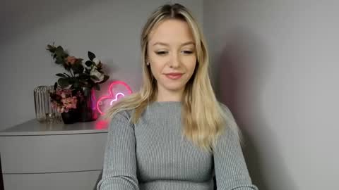 Cindy online show from December 28, 7:11 am