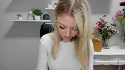 Cindy online show from January 16, 9:27 am