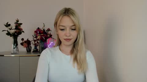 Cindy online show from March 10, 10:15 am