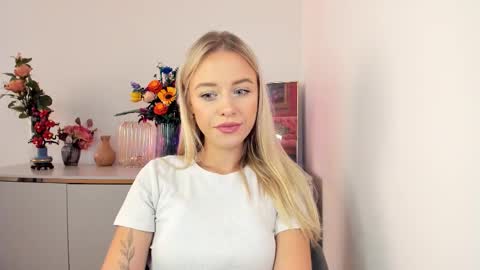 Cindy online show from September 12, 5:29 am