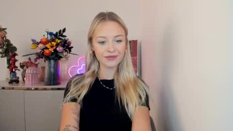 Cindy online show from September 23, 5:32 am