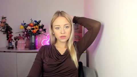 Cindy online show from October 1, 5:24 am