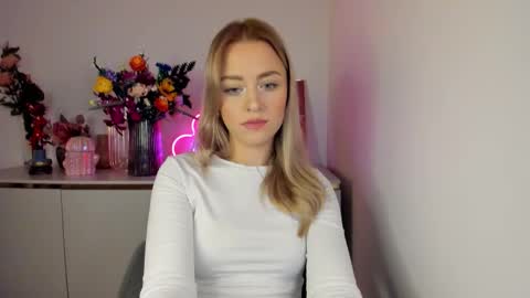 Cindy online show from October 17, 5:54 am