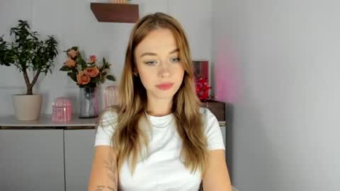 Snapshot of perfectxcindy chatting on August 6, 5:31 am Cindy online show from August 6, 5:31 am