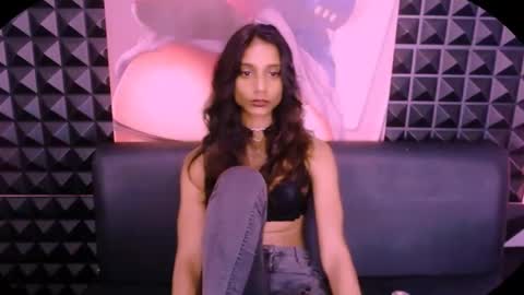Snapshot of perkbaby chatting on December 5, 8:44 am satins seduction online show from December 5, 8:44 am