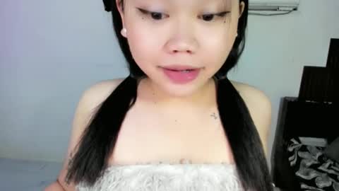 island girl online show from October 26, 7:14 am