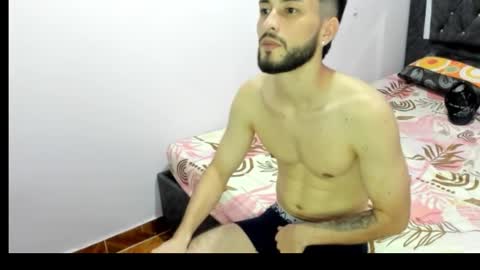 Snapshot of perla_8710 chatting on December 28, 3:47 am Diana And Alan online show from December 28, 3:47 am