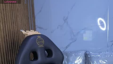 perla_lovely online show from June 25, 12:09 pm