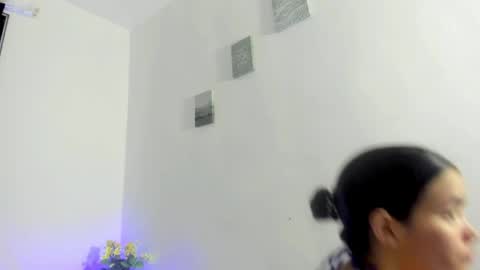 Perla mistc online show from April 26, 11:46 pm