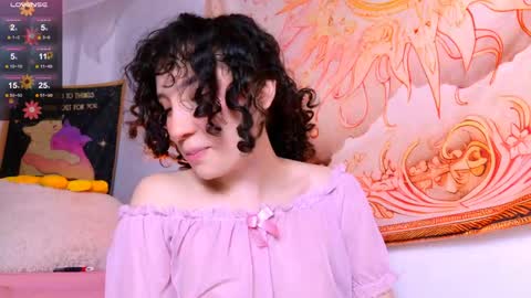 Perla Jones online show from May 8, 3:01 am