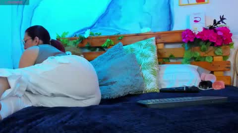 Snapshot of perlafranco chatting on September 12, 8:47 am Perla Franco online show from September 12, 8:47 am