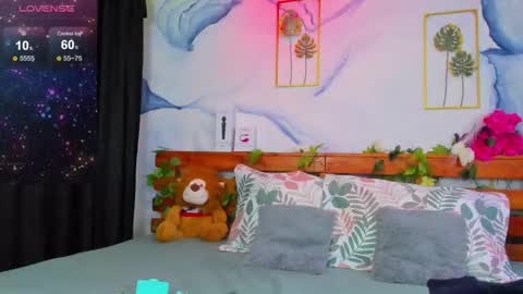 Snapshot of perlafranco chatting on November 5, 5:07 am Perla Franco online show from November 5, 5:07 am