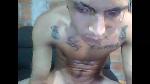 Snapshot of perlalengua chatting on June 3, 11:32 pm perlalengua online show from June 3, 11:32 pm