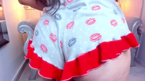 Snapshot of perlapreciosa chatting on January 23, 9:18 am PerlaPreciosa online show from January 23, 9:18 am