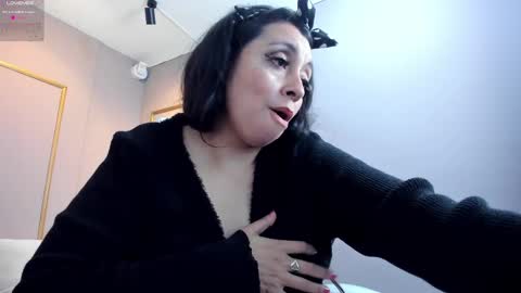 Snapshot of perlapreciosa chatting on February 14, 6:56 am PerlaPreciosa online show from February 14, 6:56 am