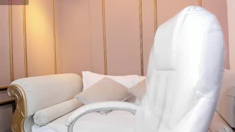 Snapshot of perlapreciosa chatting on October 18, 4:04 am PerlaPreciosa online show from October 18, 4:04 am