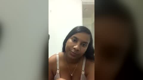 perlas208531 online show from July 26, 2:42 am