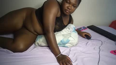Snapshot of perpetual_doll chatting on November 15, 6:33 am perpetual_doll online show from November 15, 6:33 am