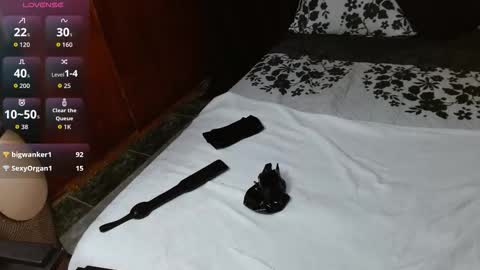 persefone_fire online show from February 2, 9:52 am