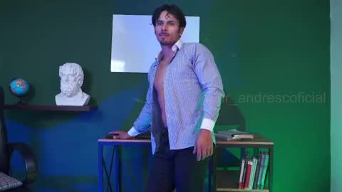 andres    online show from December 5, 8:22 pm