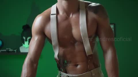 andres    online show from March 7, 10:43 pm