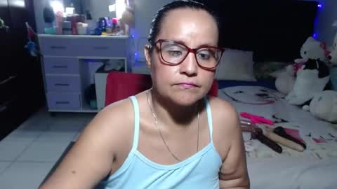 Snapshot of pervert_mommy_x chatting on June 28, 11:38 am SAMY online show from June 28, 11:38 am