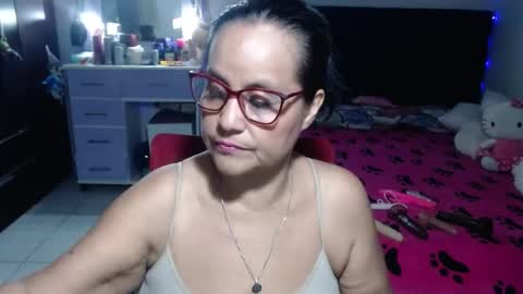 Snapshot of pervert_mommy_x chatting on July 2, 10:21 am SAMY online show from July 2, 10:21 am