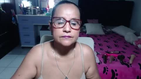 Snapshot of pervert_mommy_x chatting on July 18, 9:57 am SAMY online show from July 18, 9:57 am